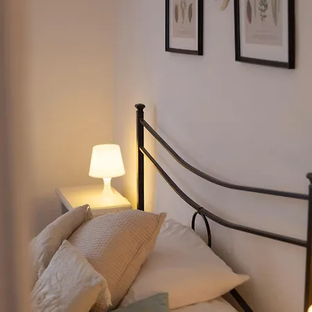 Quintavalle Apartment *