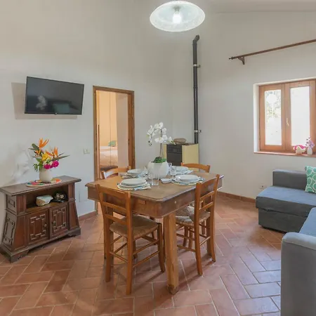 Quintavalle Apartment