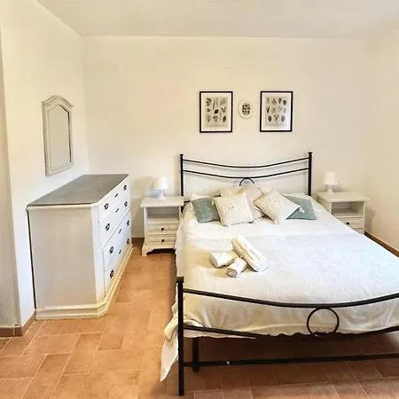 Quintavalle Apartment