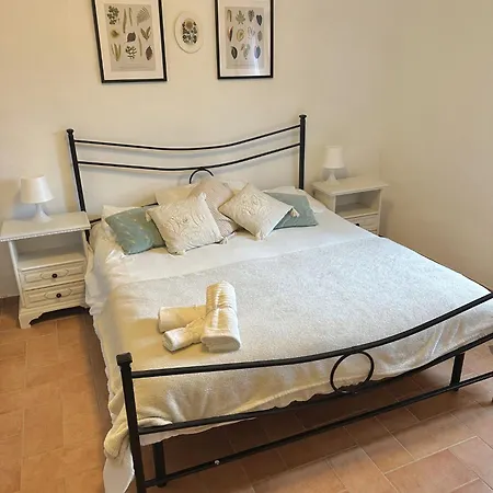 Quintavalle Apartment